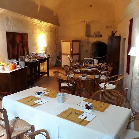 Hotell Sassi San Gennaro 2*